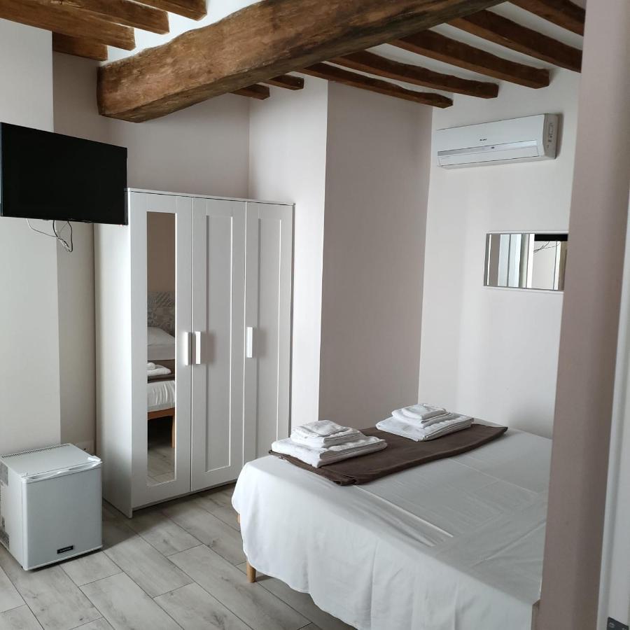 Residenza Borgo Guazzo Otel Parma Dış mekan fotoğraf